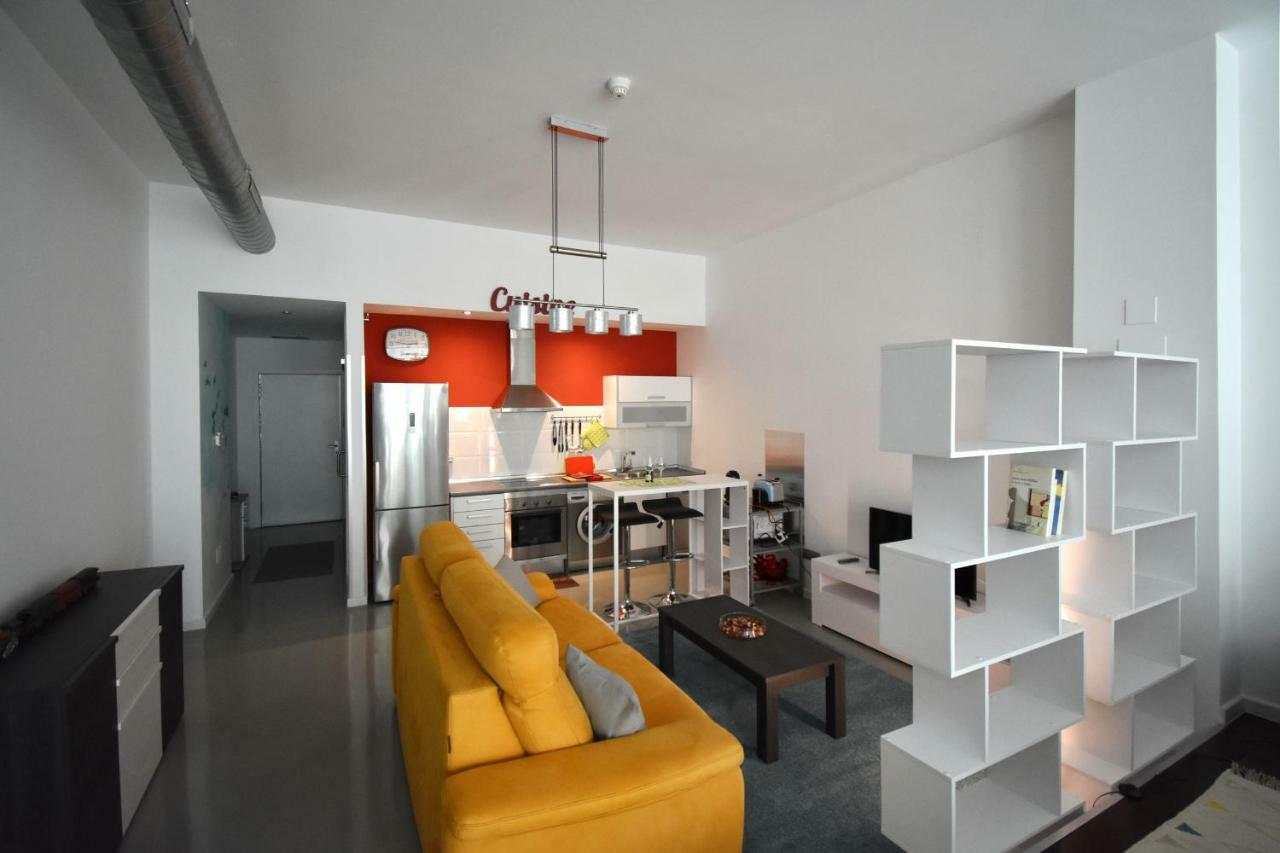 Gramophone Loft Apartment ริวาส-วาเคียมาดริด ภายนอก รูปภาพ