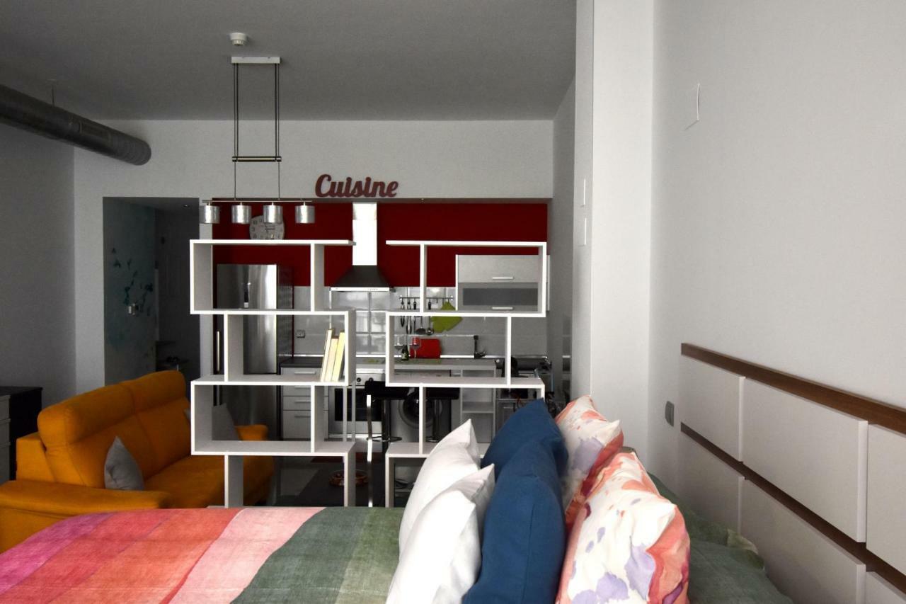 Gramophone Loft Apartment ริวาส-วาเคียมาดริด ภายนอก รูปภาพ